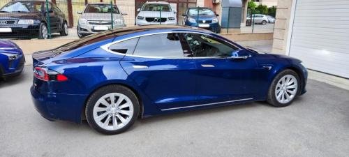 tesla modelS 4new